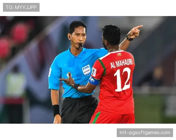 社论：VAR对“疑似点球”的严格审查，是否变相鼓励了禁区内冒险防守？